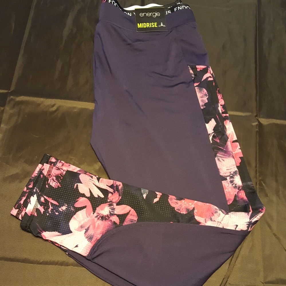 NWT Energie yoga/running pants